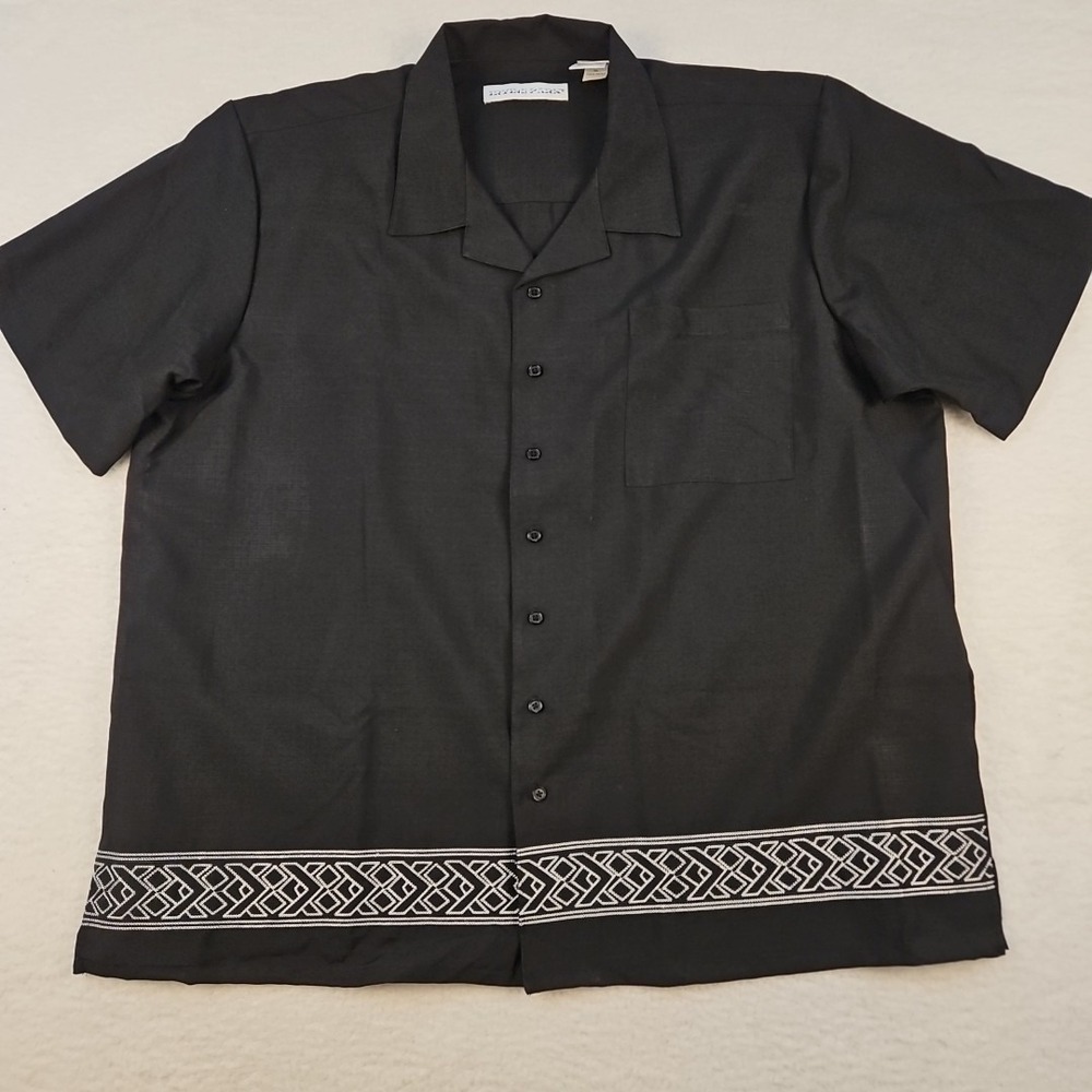 Vintage Irvine Park‎ Men 2XL Button Black Embroidered Trim Short Sleeve Travel